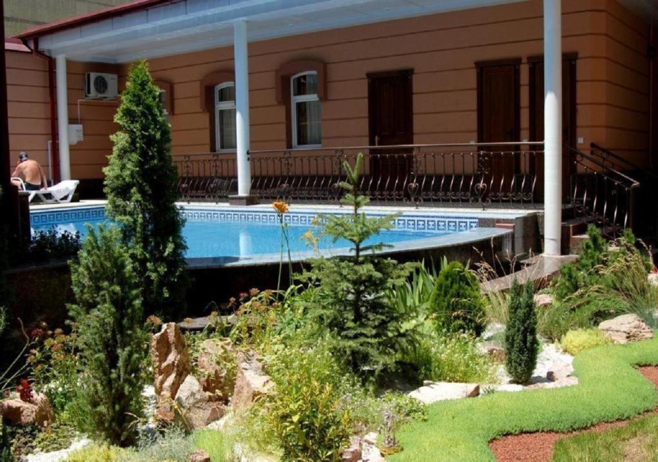Hotel Bek Tasken Kültér fotó