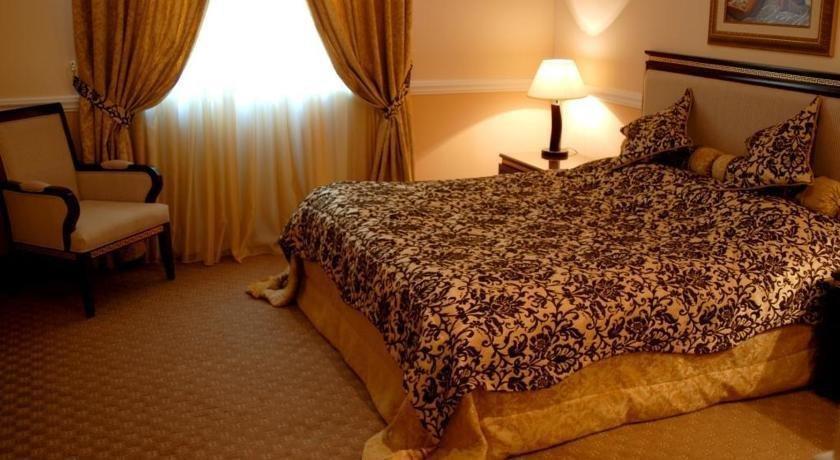 Hotel Bek Tasken Kültér fotó